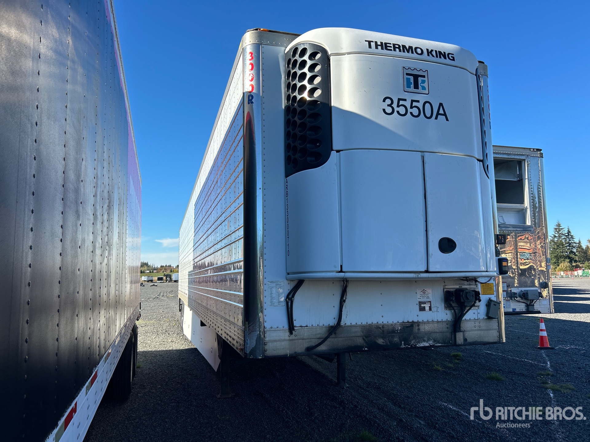 2013 Utility VS2RA