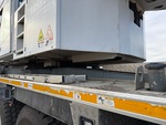 Crane Superstructure with Bottom Covers