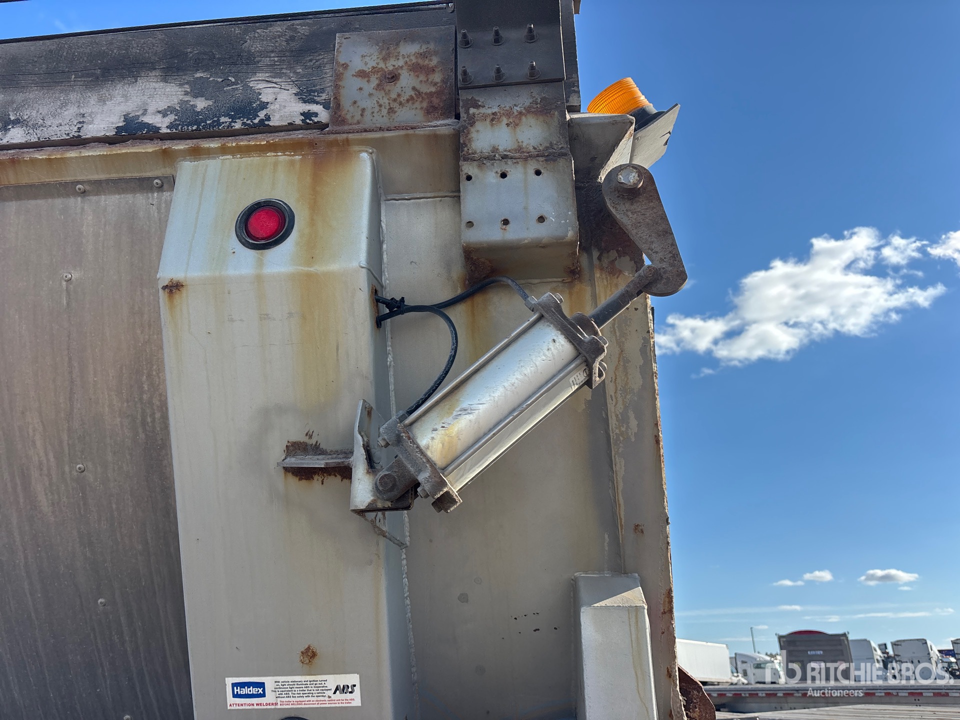2014 Trout River 46 FT 5/AXLE