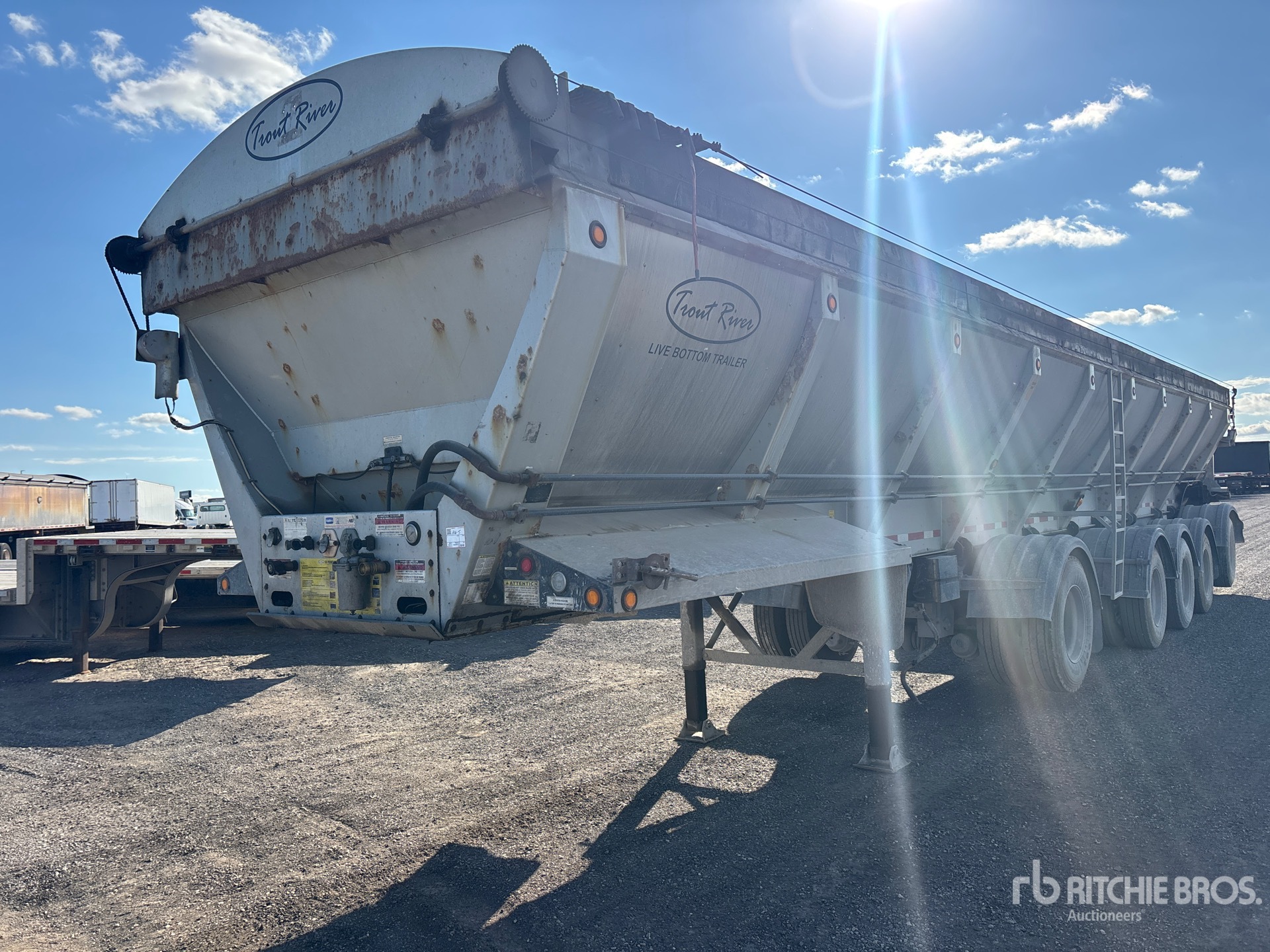 Photo of 2014 Trout River 46 ft 5/Axle