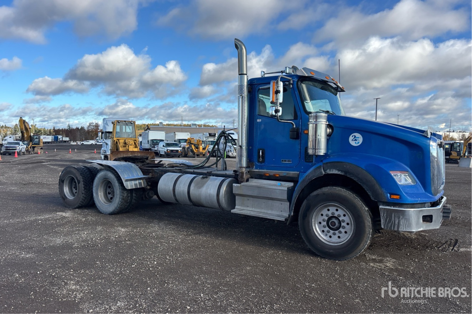 2018 International HX620