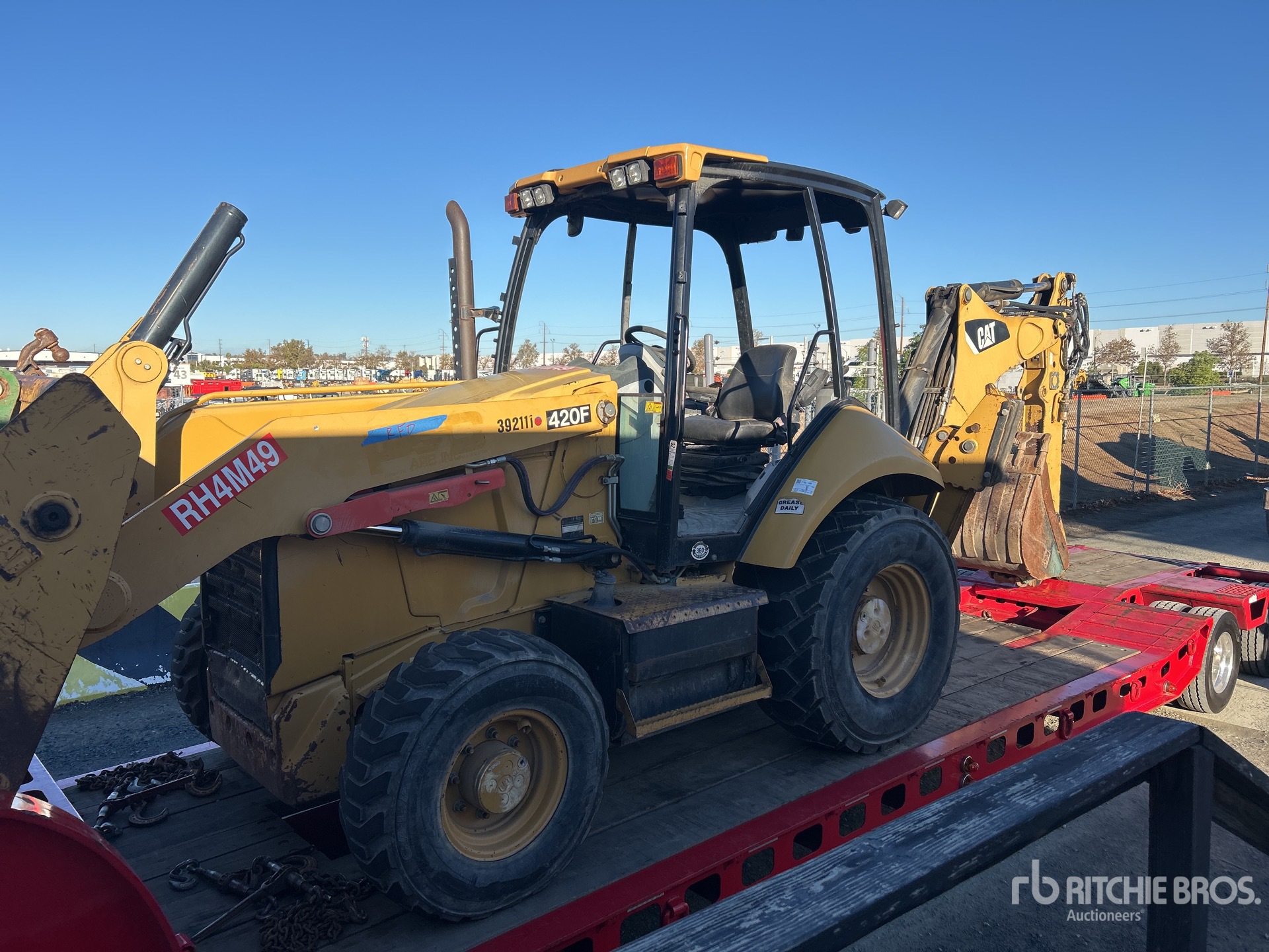 Photo of 2013 Caterpillar 420F