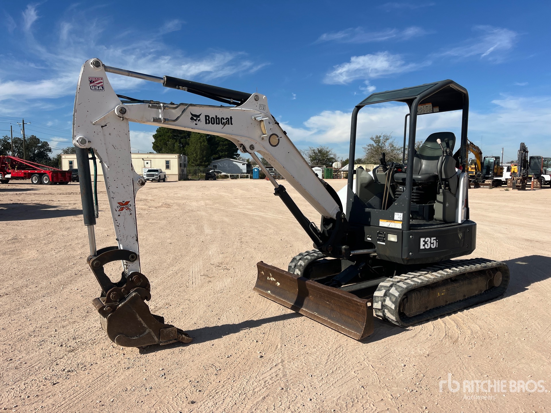 Photo of 2017 Bobcat E31I