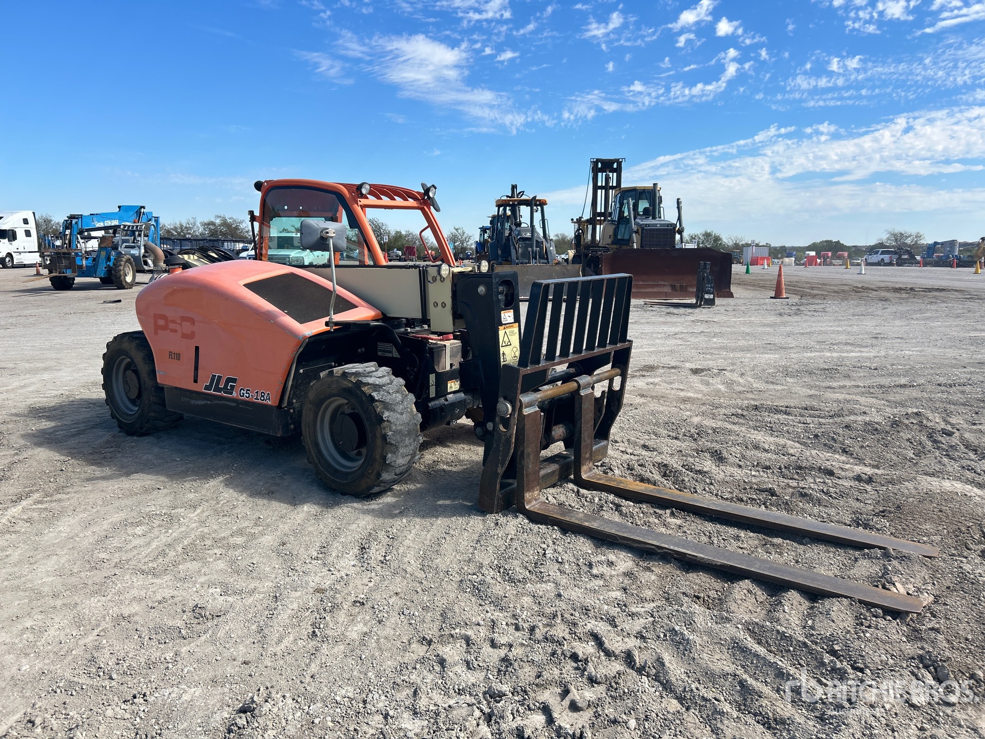 2019 JLG G5-18A