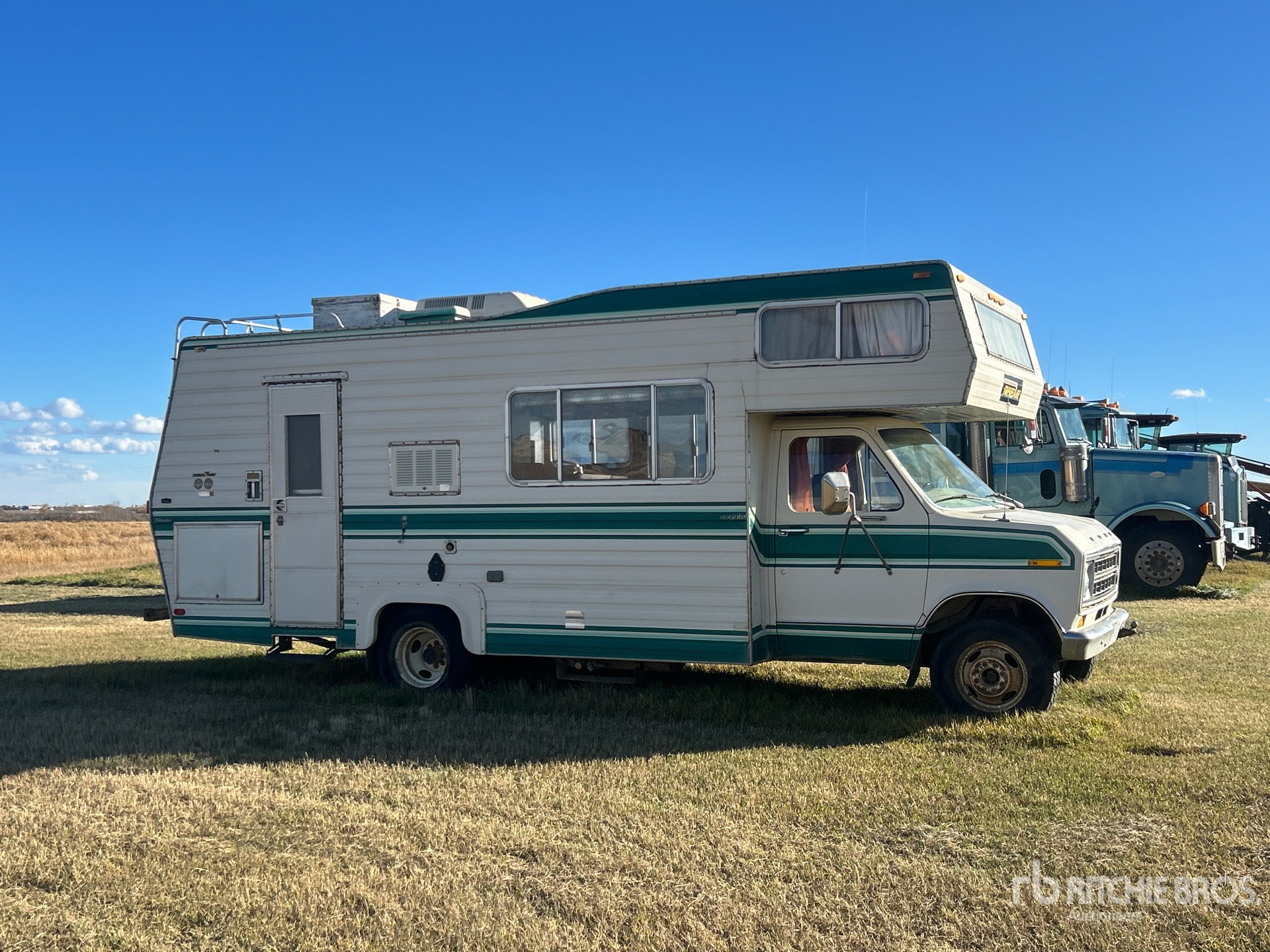 1978 Ford TRAVELAIRE