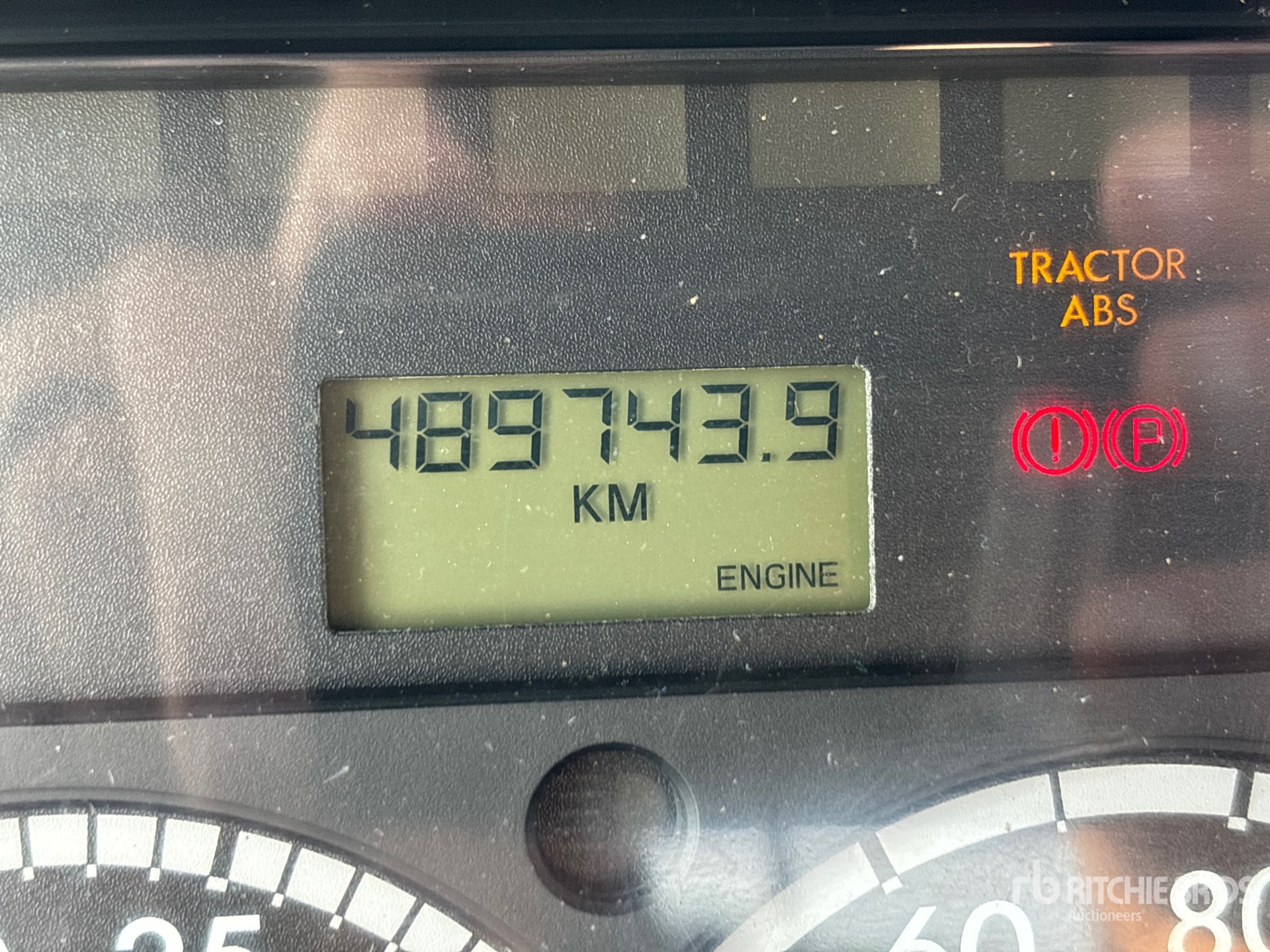 2005 Freightliner M2 106