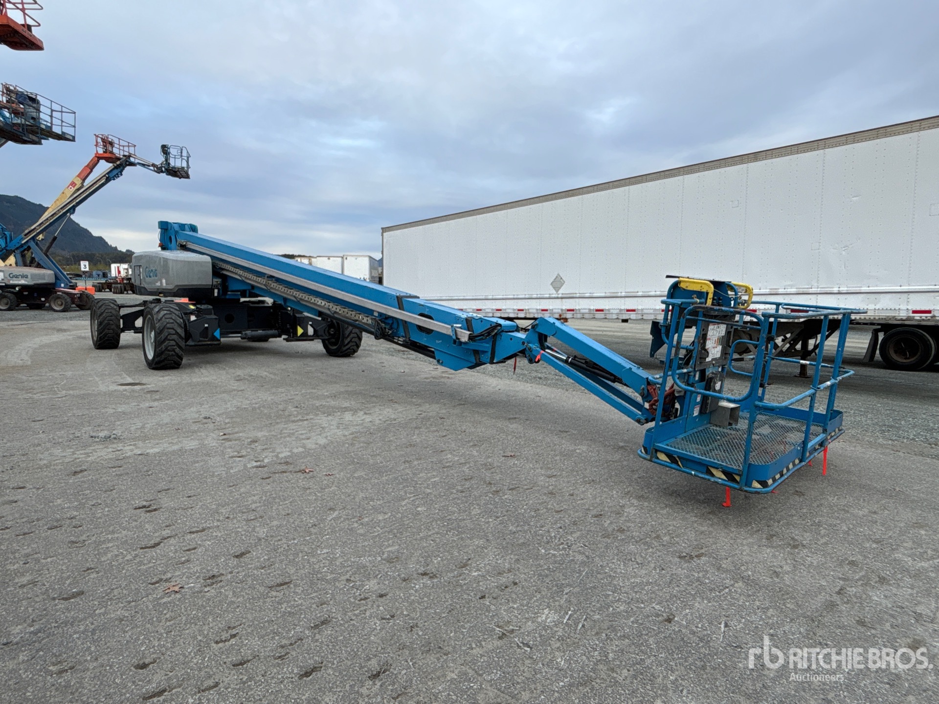 2018 Genie S-125