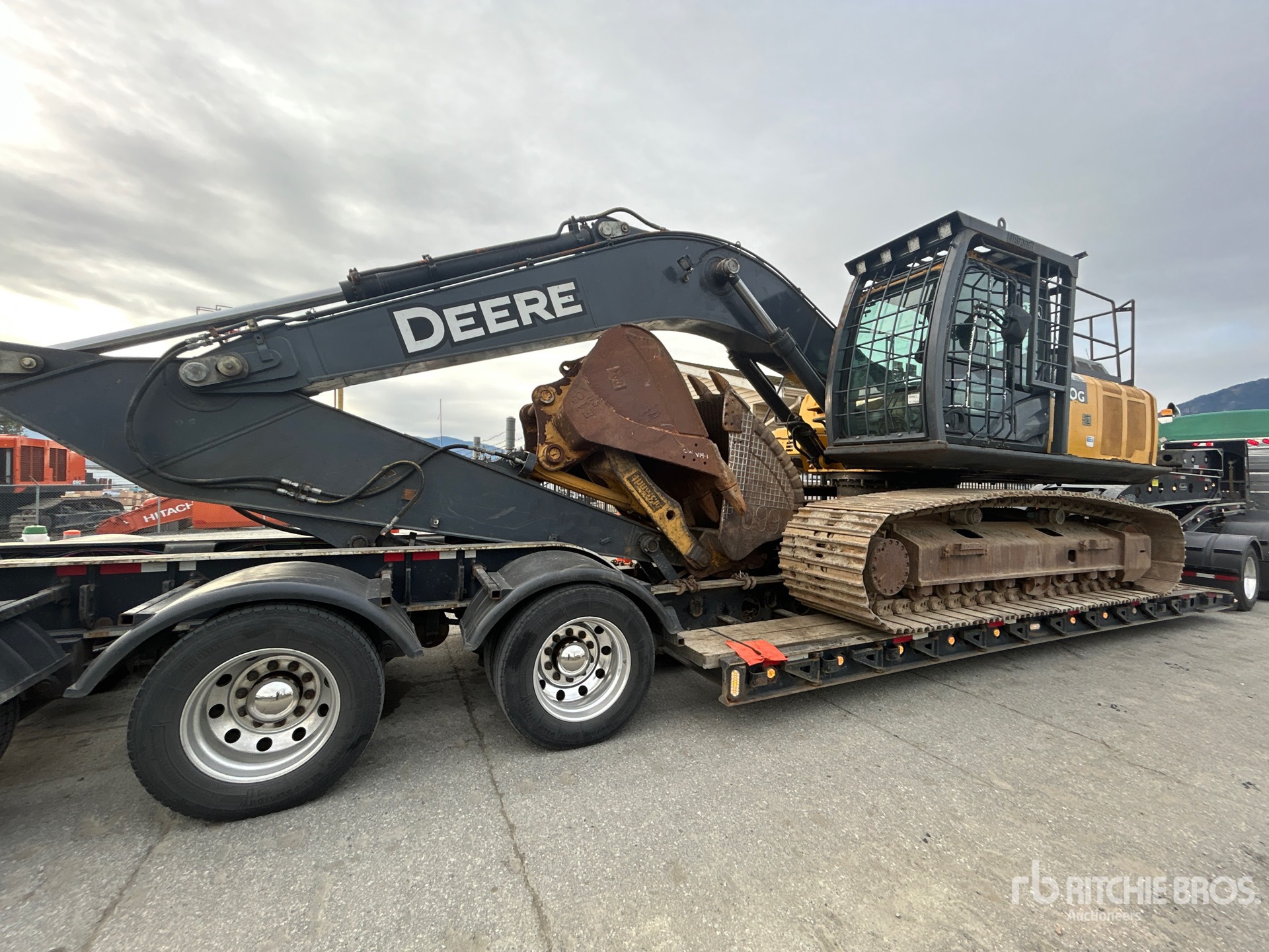 2011 John Deere 290G LC