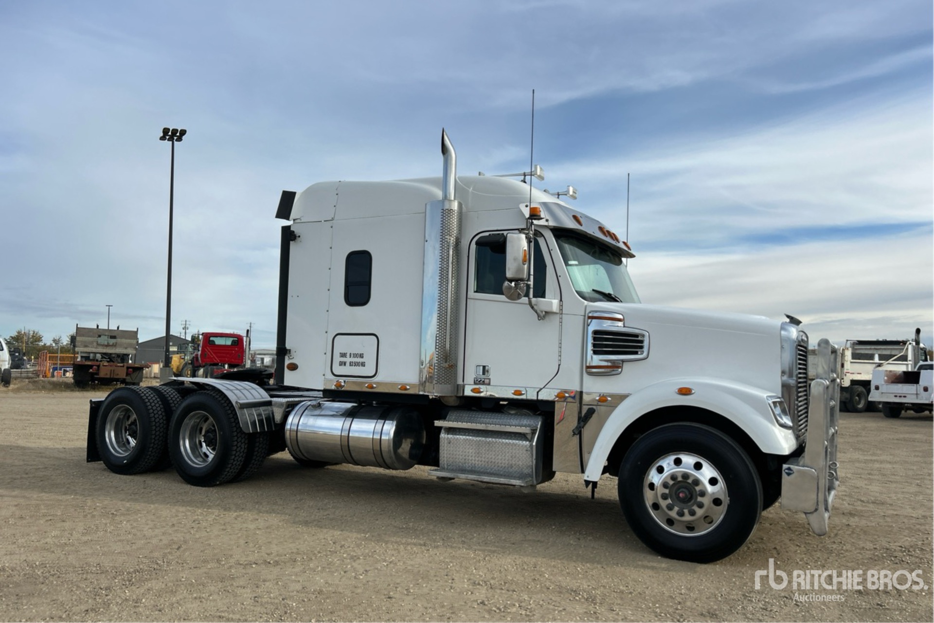 2018 Freightliner 122 SD
