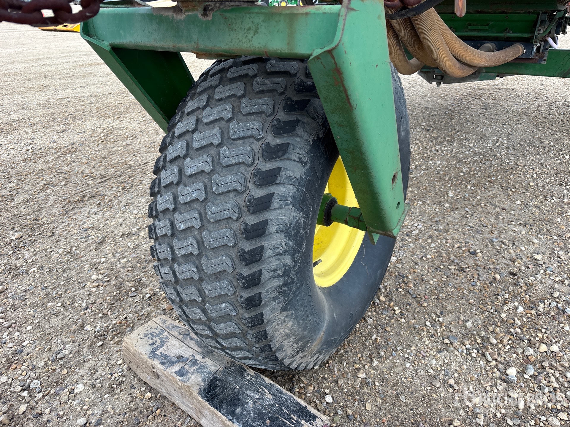 John Deere 777