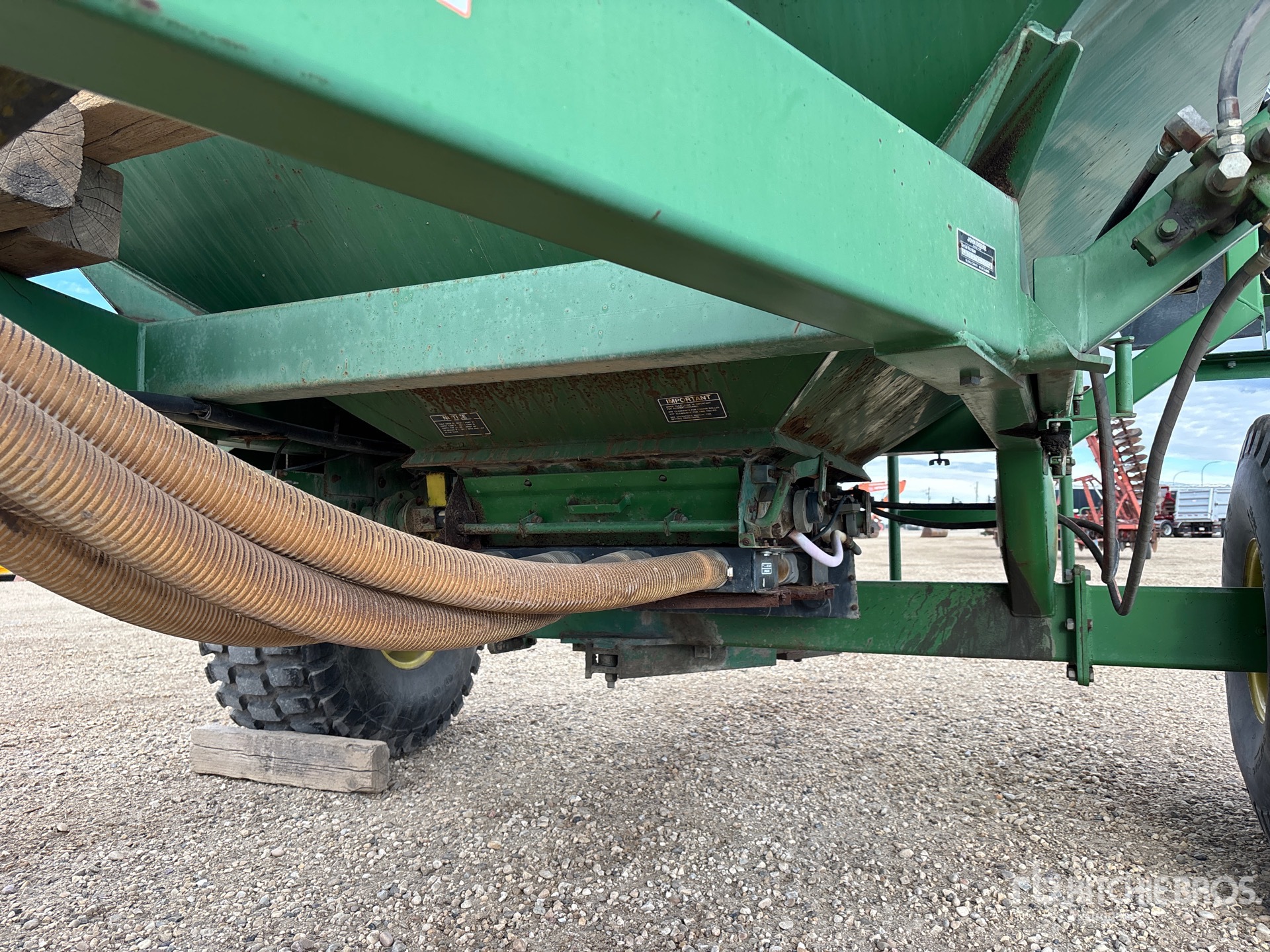 John Deere 777