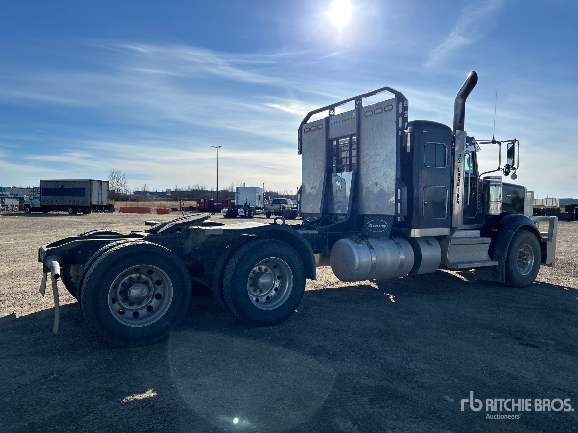 2023 Peterbilt 367