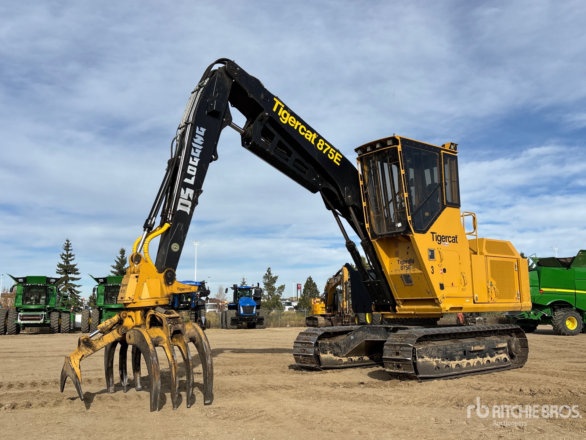 2023 Tigercat 875E