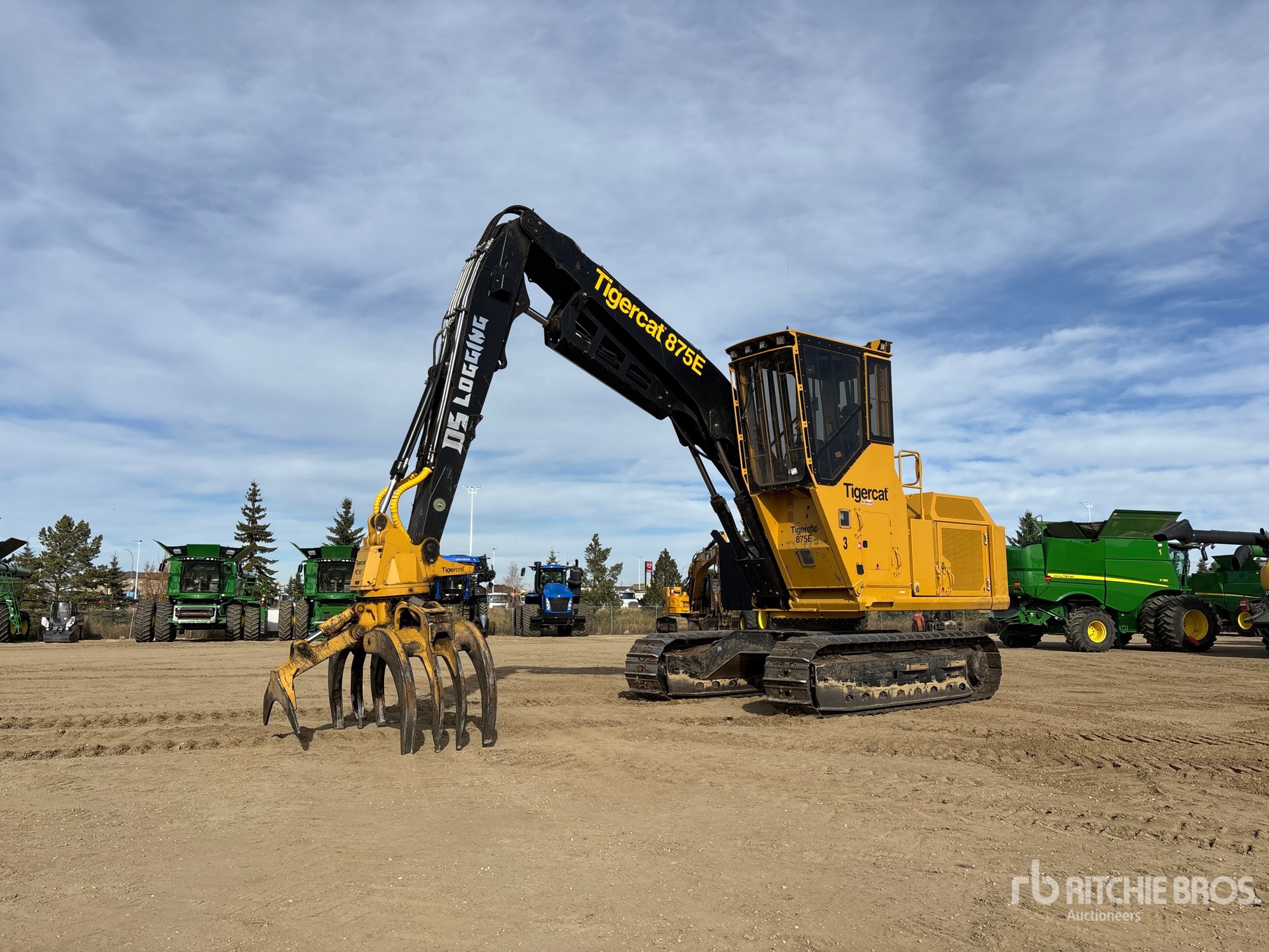 2023 Tigercat 875E