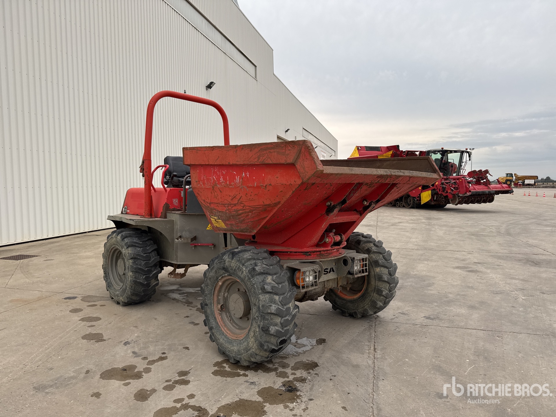 2013 Ausa D600APG