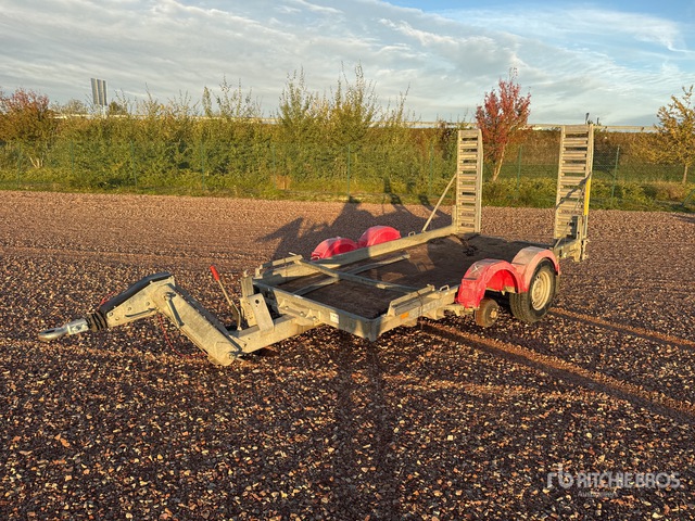 2018 Hubiere H212L 14CF Equipment Trailer