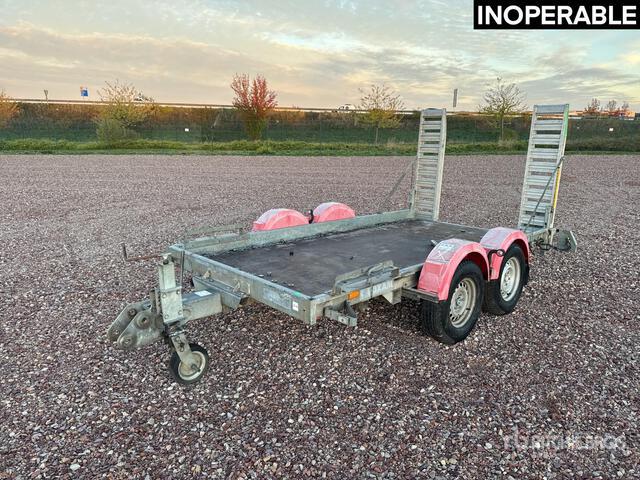 2015 Hubiere H212L 14CF Equipment Trailer