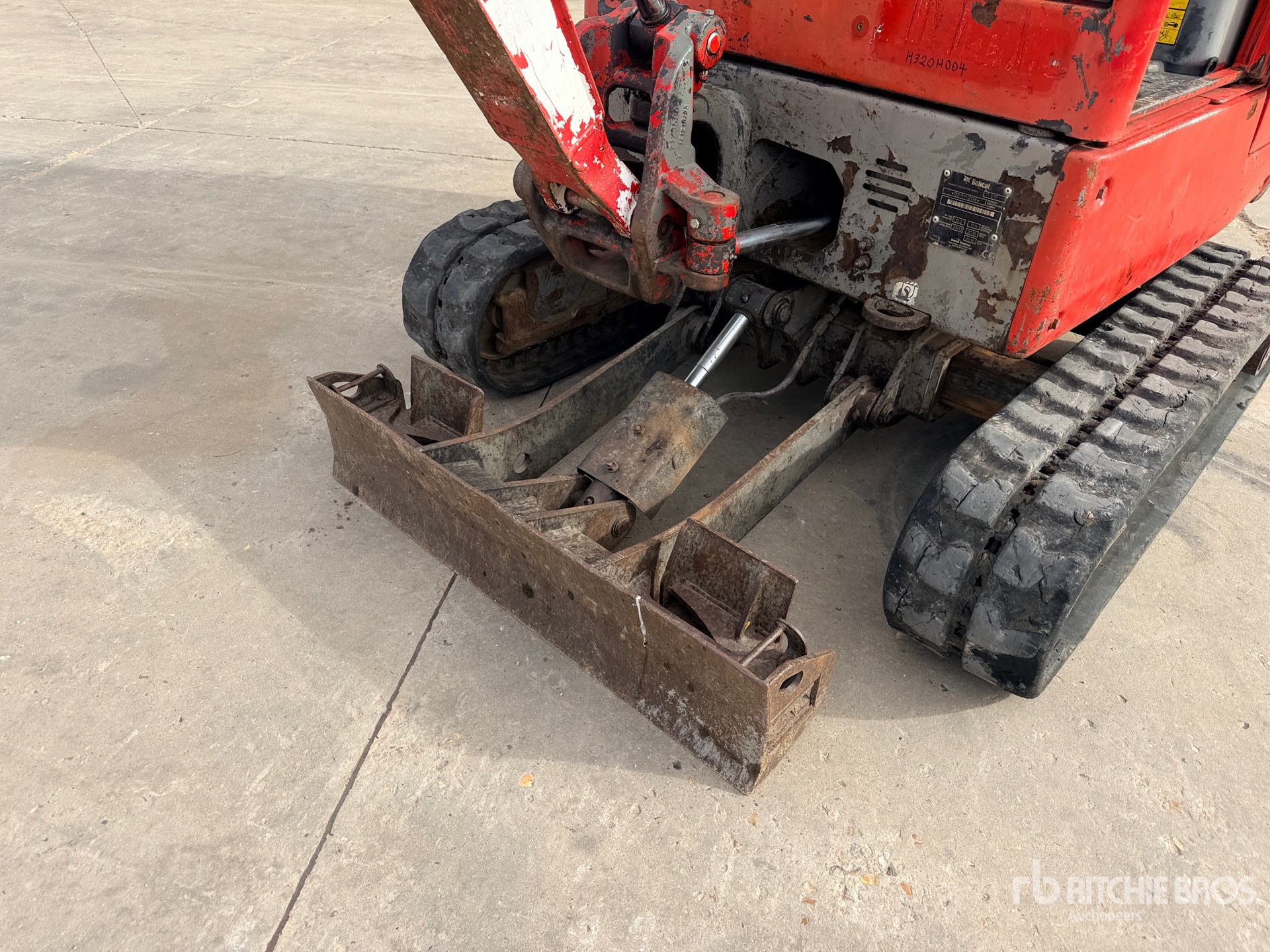 2015 Bobcat E17