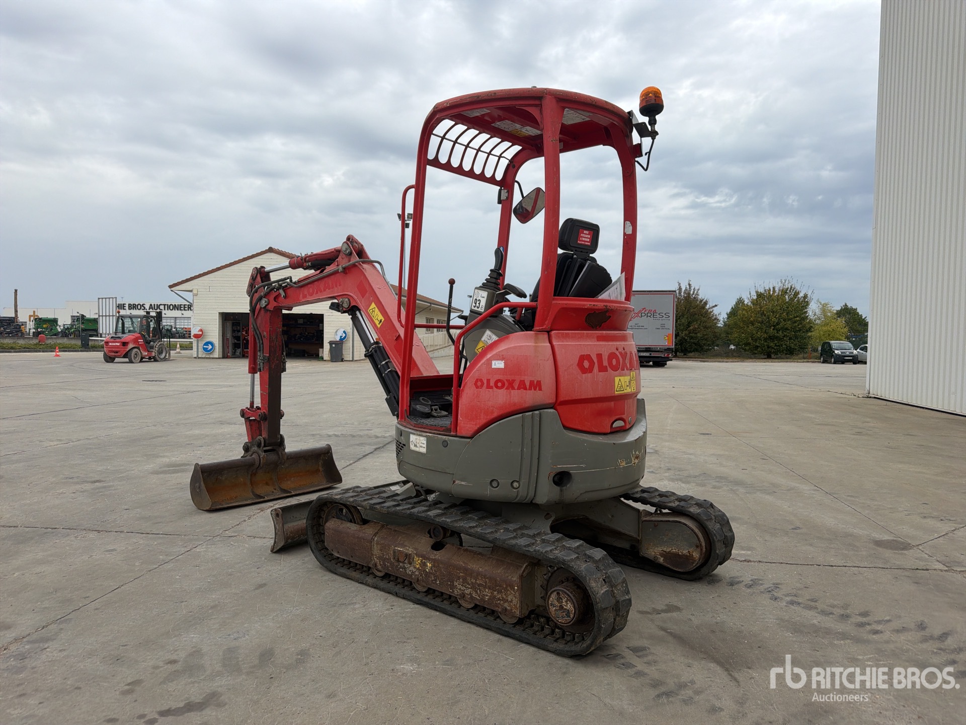 2017 Yanmar VIO25-4