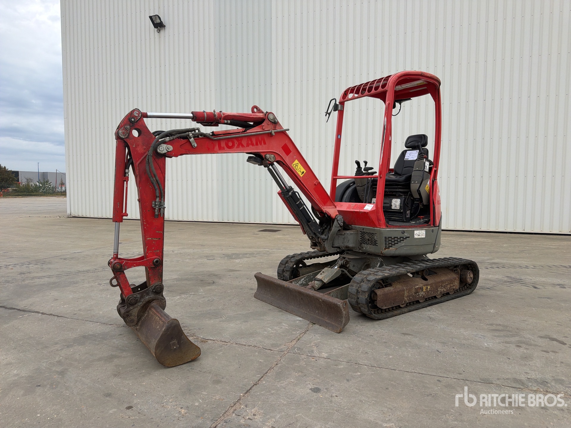 Photo of 2017 Yanmar VIO25-4