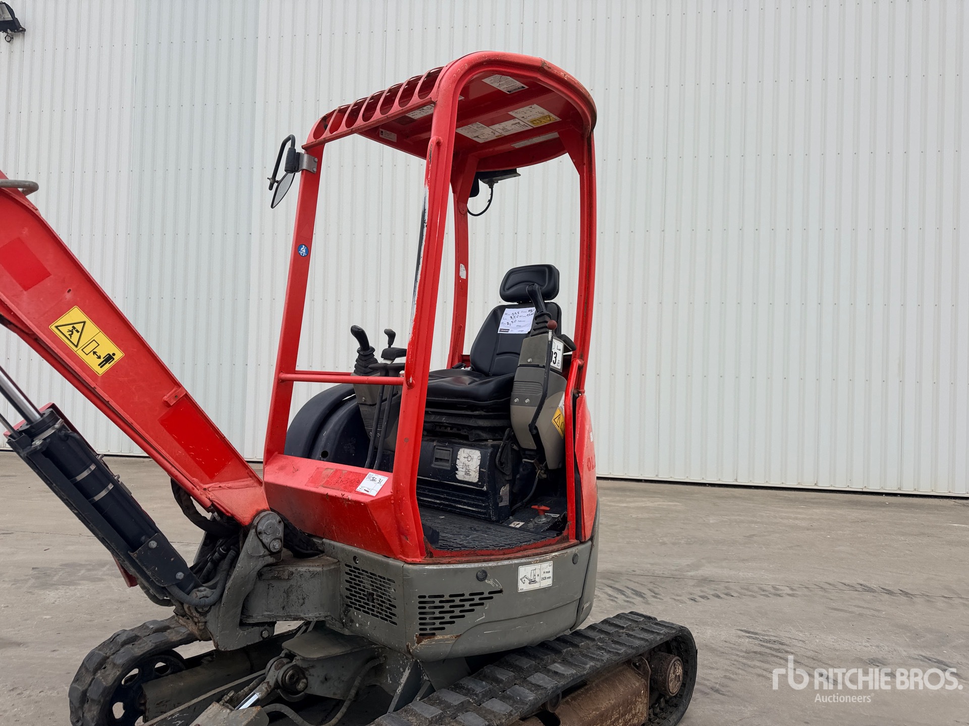2017 Yanmar VIO25-4