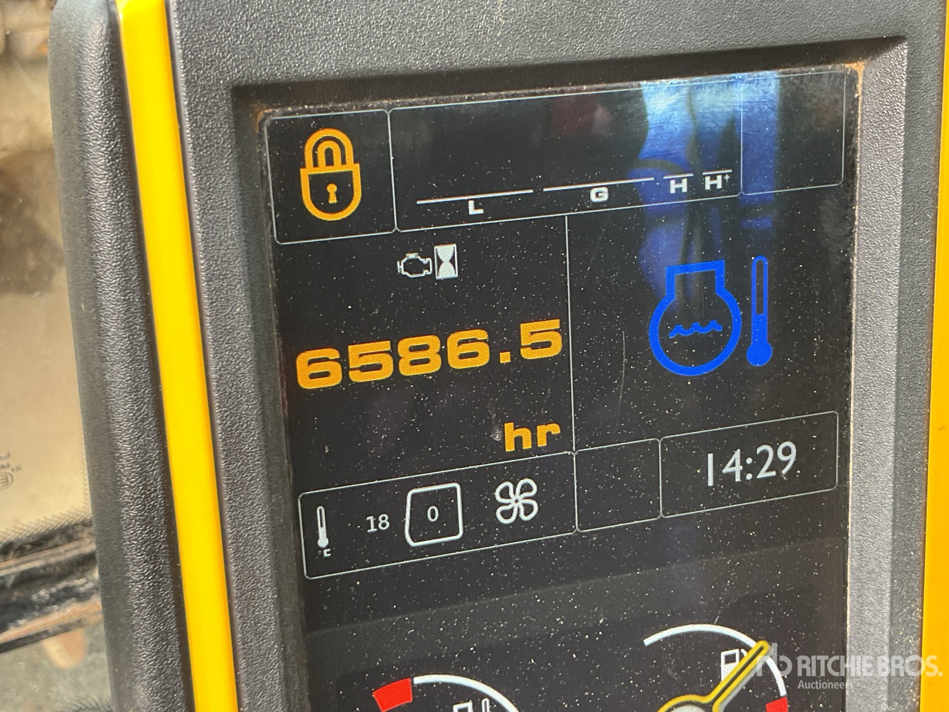 2018 JCB JS131LC