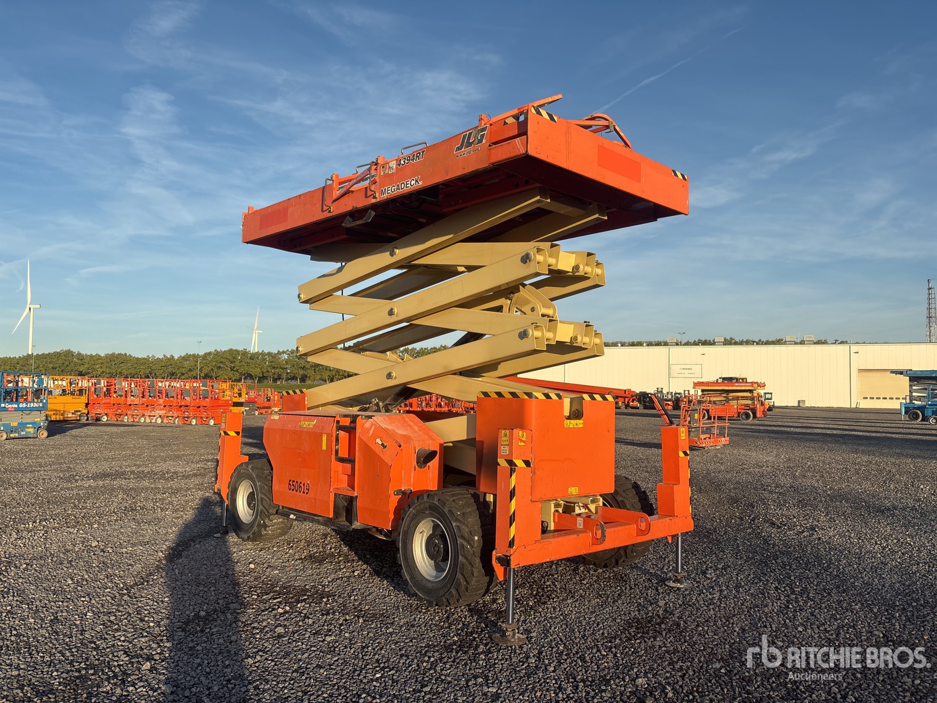 2016 JLG 4394RT