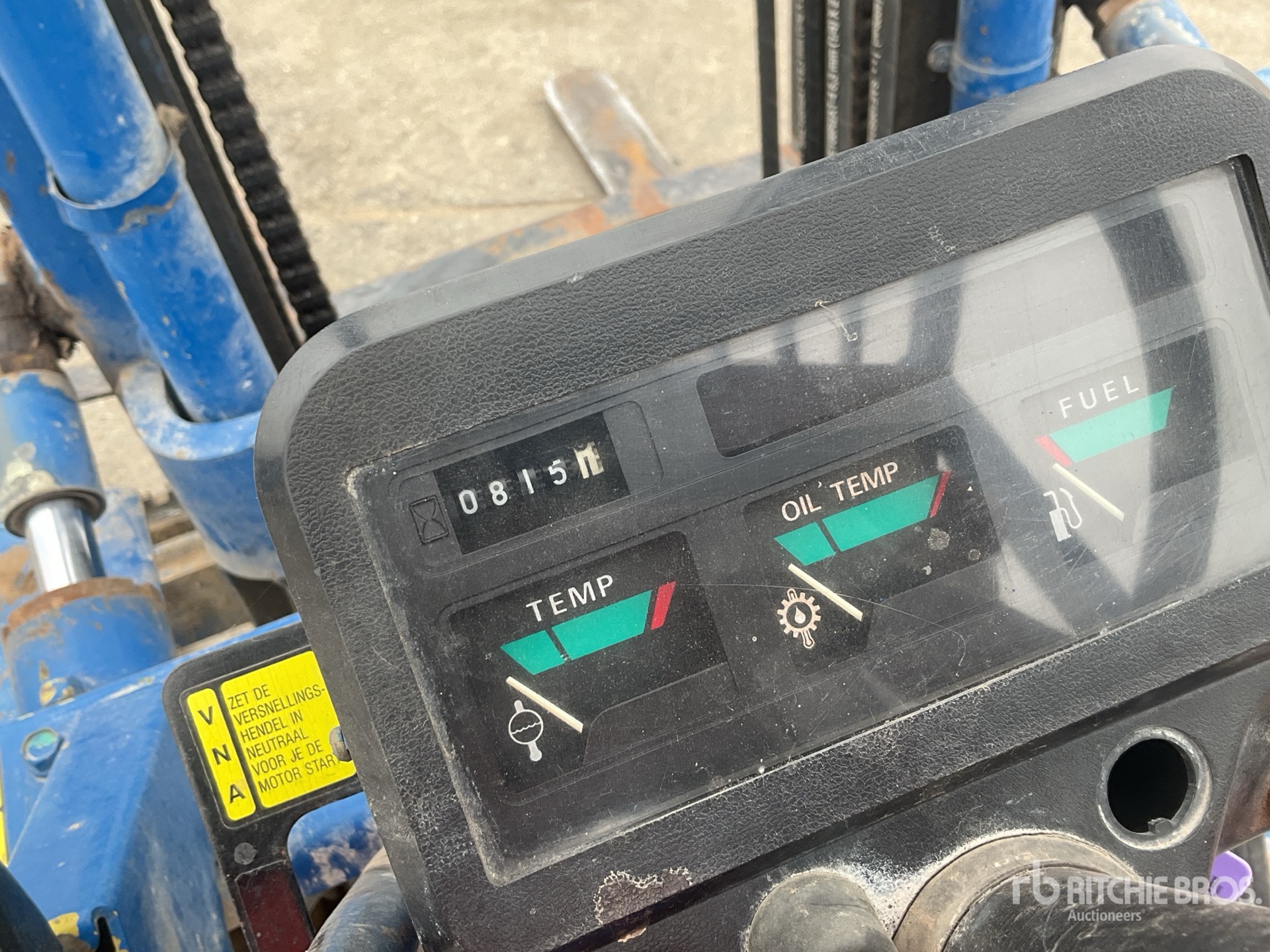 1986 Mitsubishi FG25