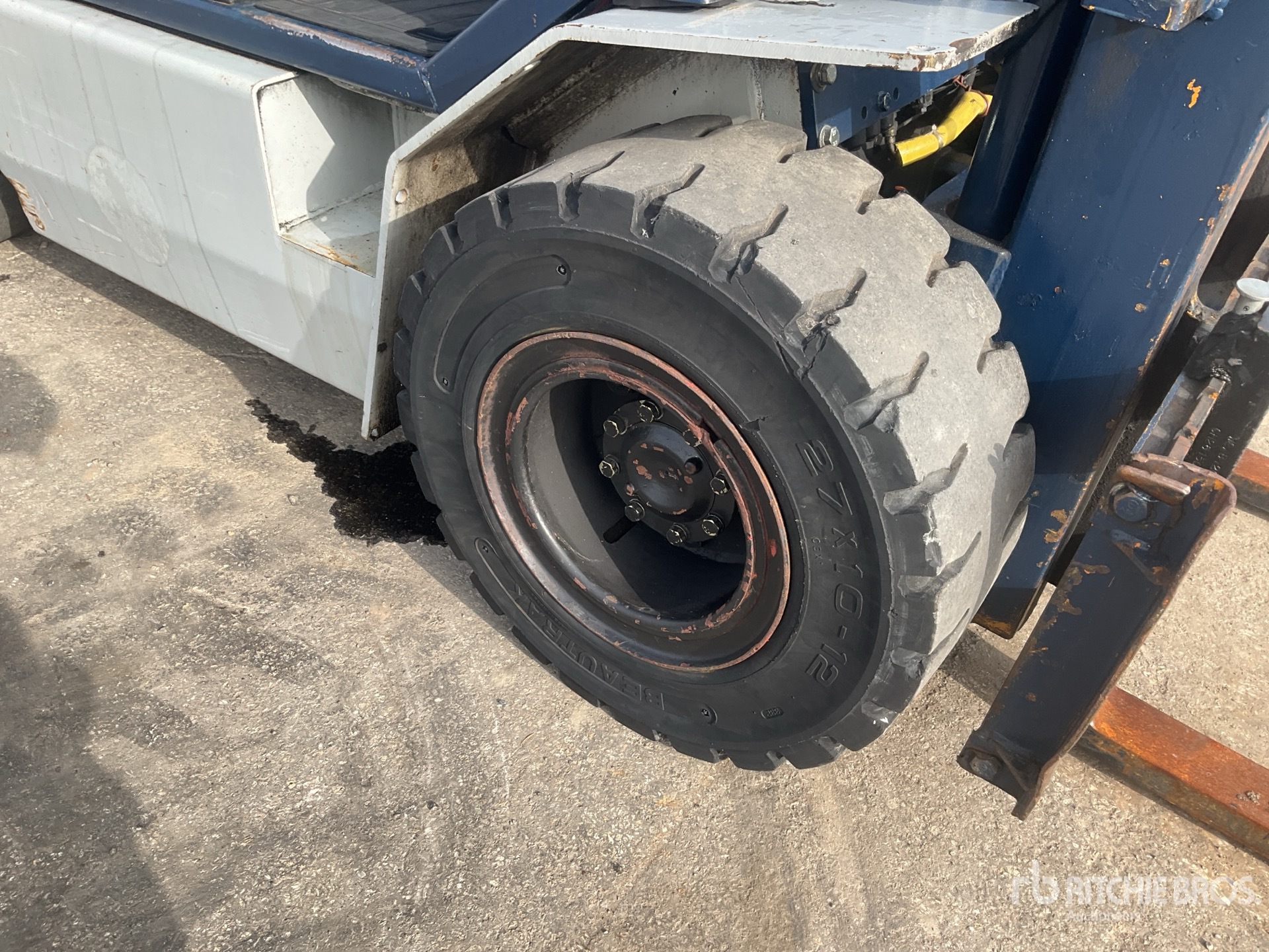 Komatsu FG25T-11E