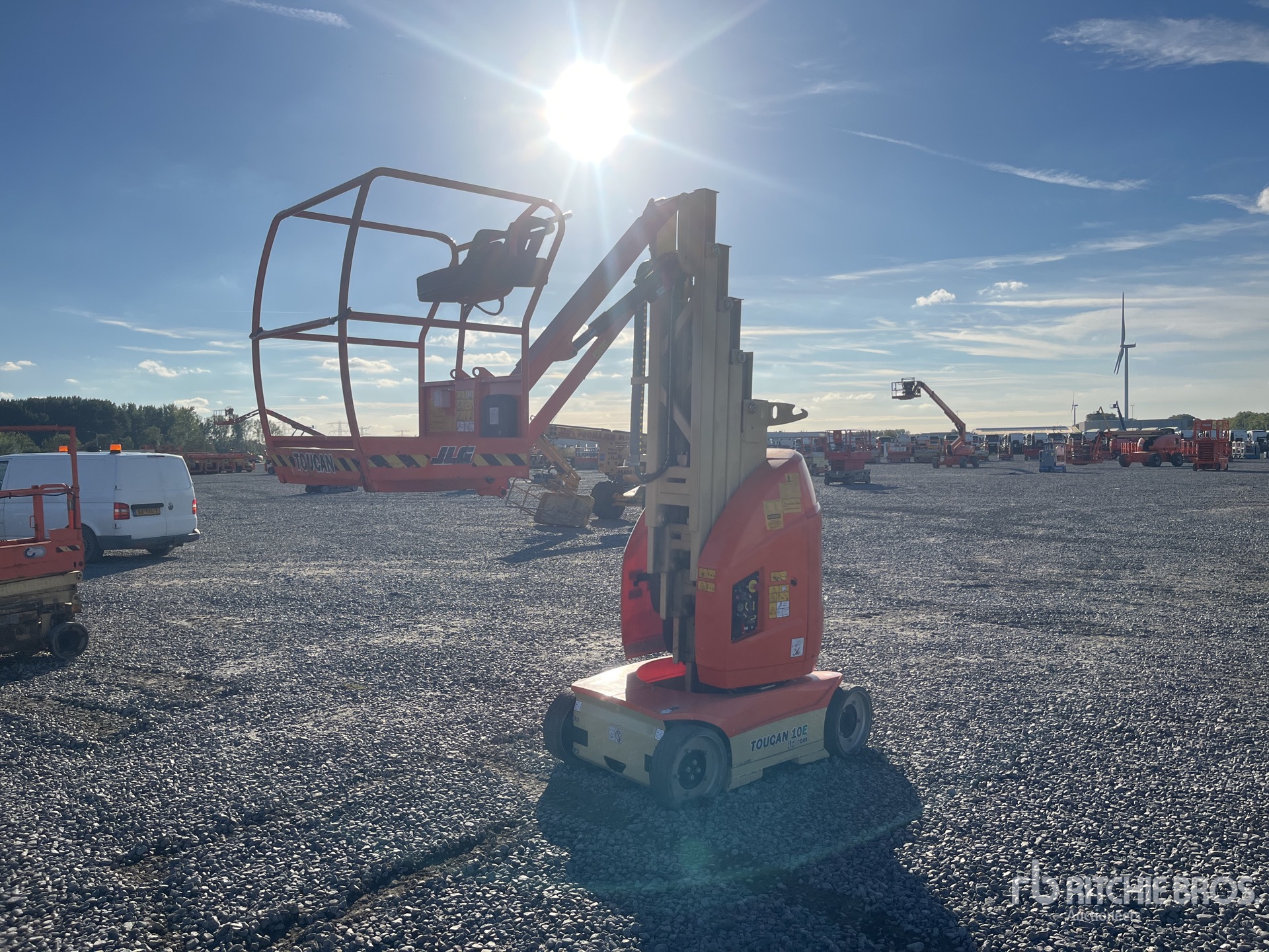 2016 JLG TOUCAN 10E