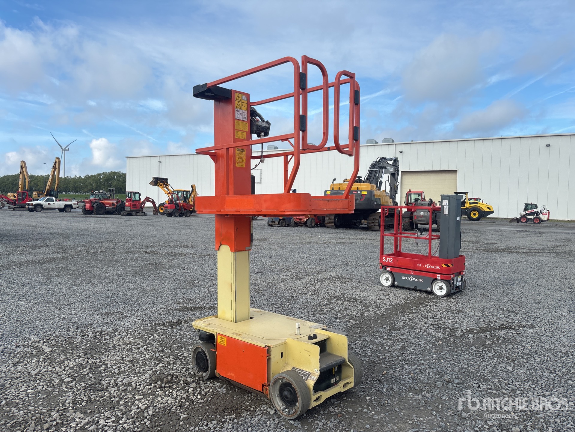2014 JLG 1230ES