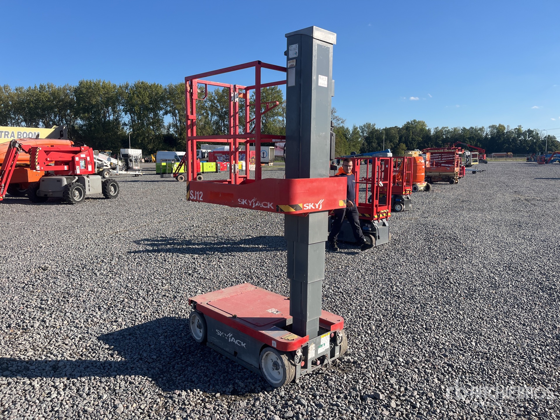 2016 Skyjack SJ12