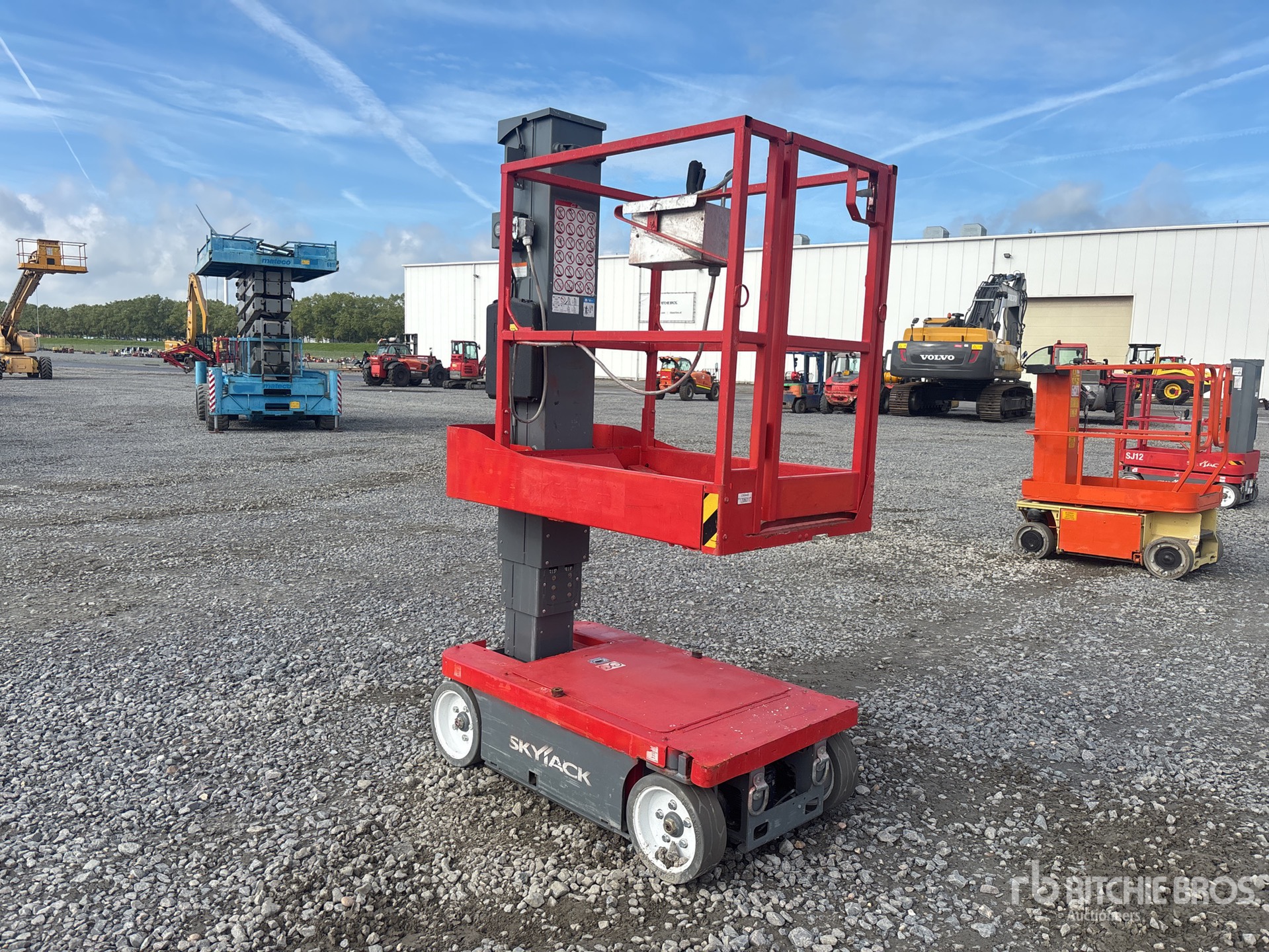 2016 Skyjack SJ12