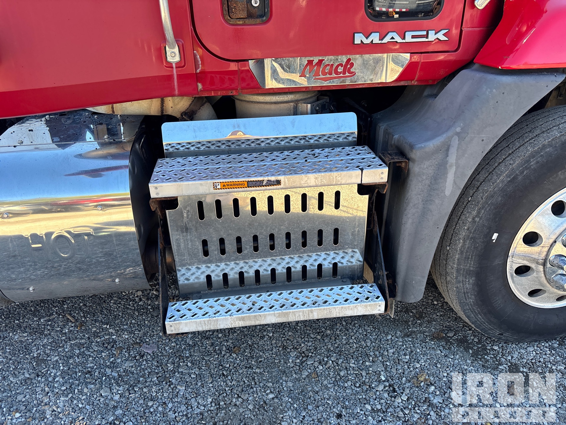 2014 Mack CXU613