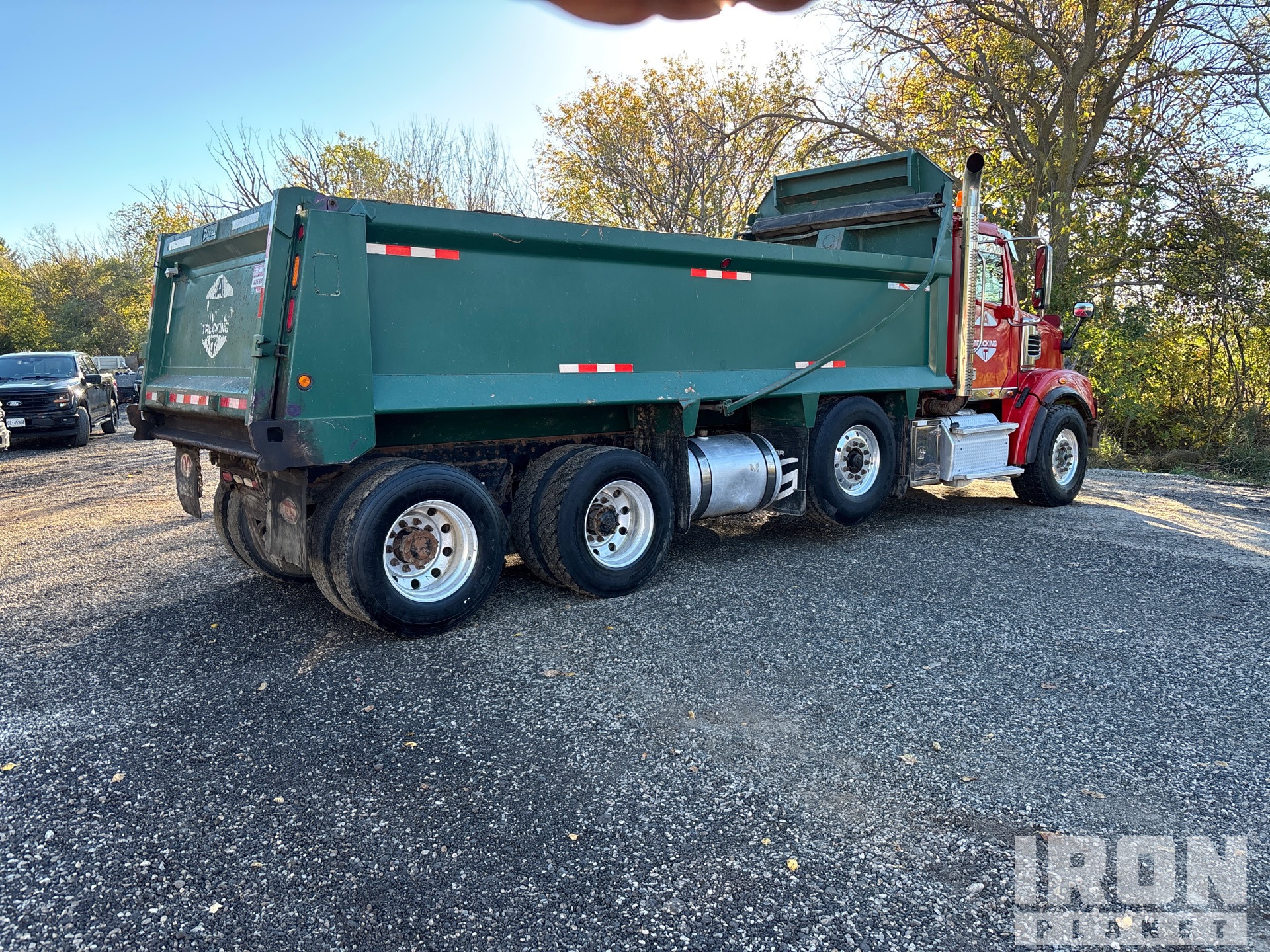 2019 Freightliner 122SD