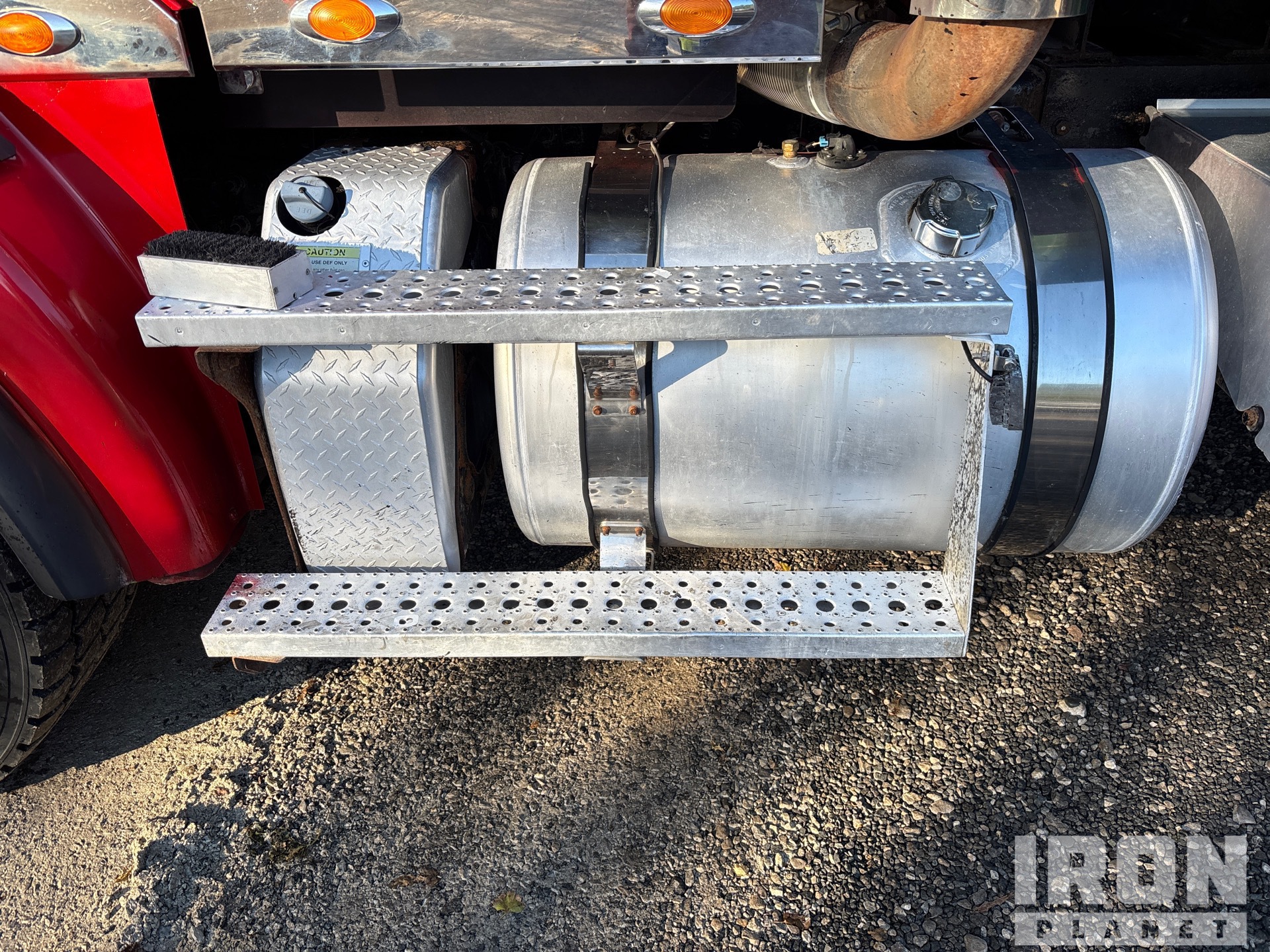 2019 Freightliner 122SD