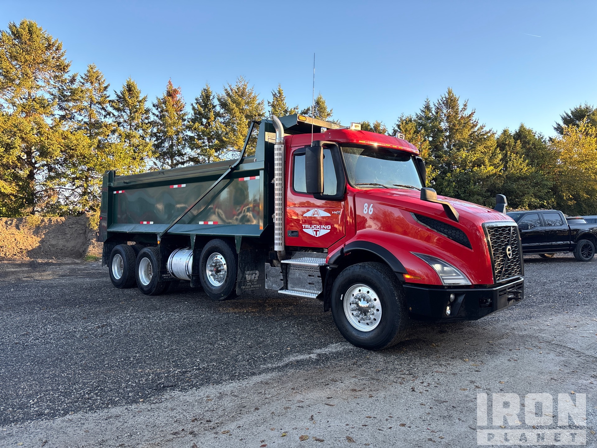 2023 Volvo VNL
