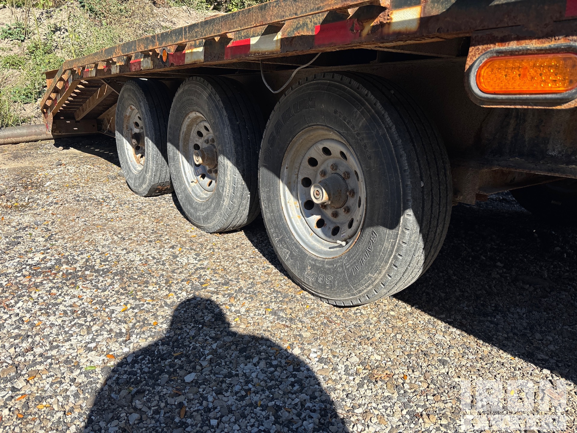 2009 Load Max 25 FT TRI/A