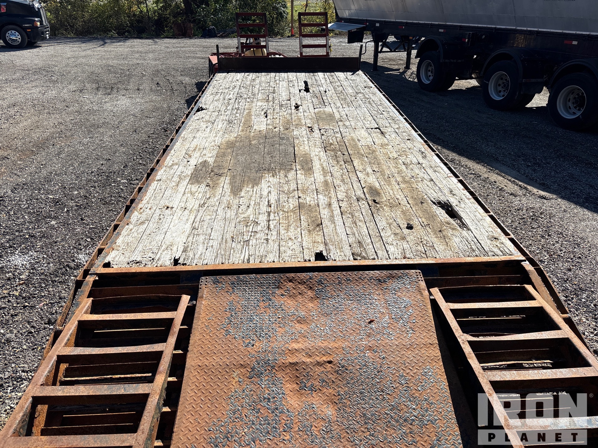 2009 Load Max 25 FT TRI/A