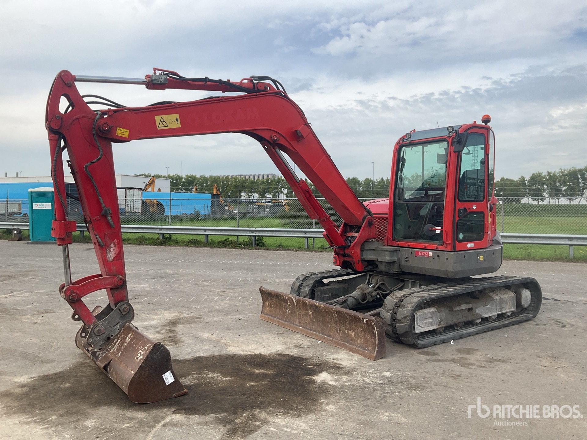 Photo of 2019 Volvo ECR88D