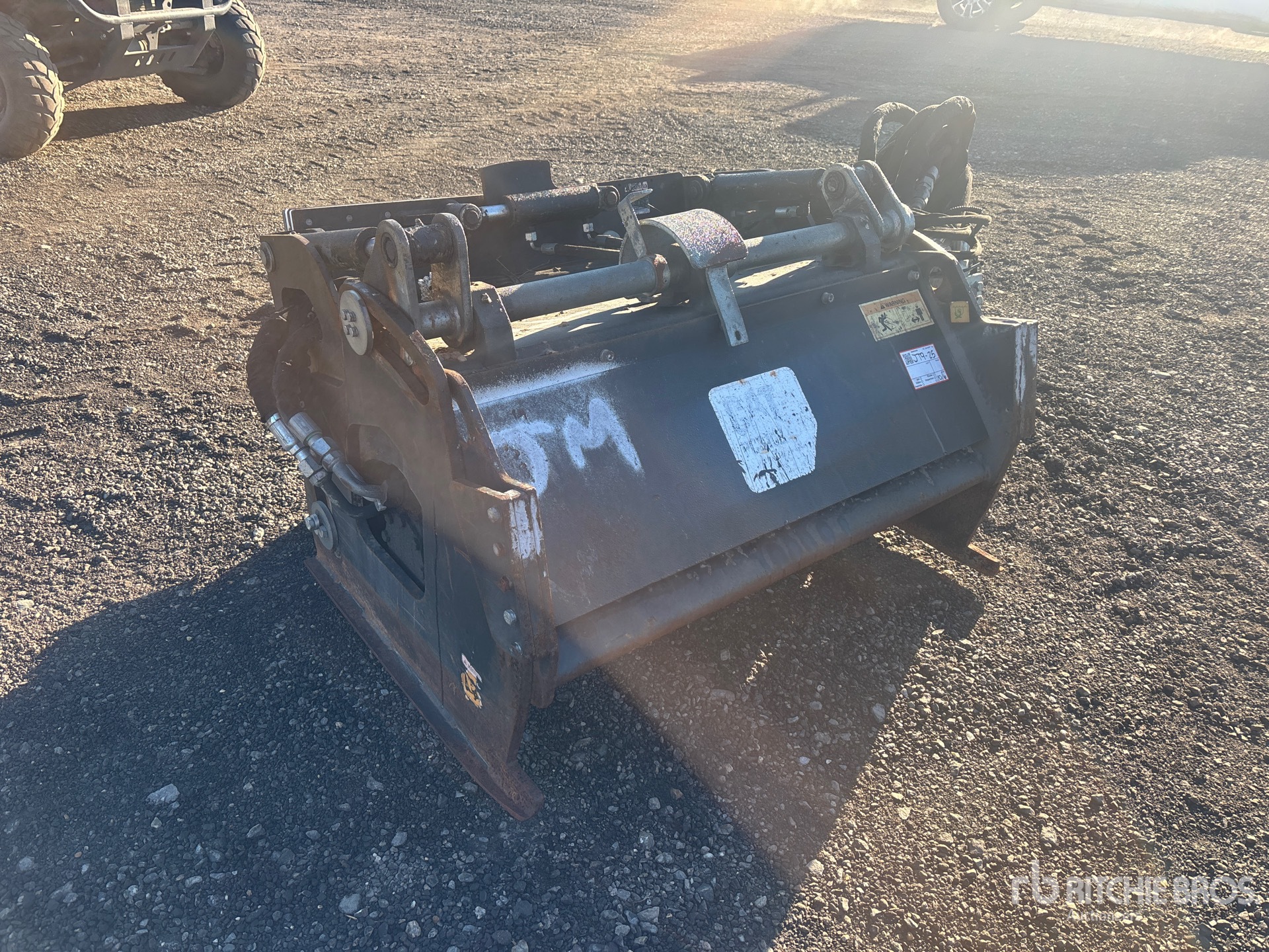 2016 Caterpillar PC310B