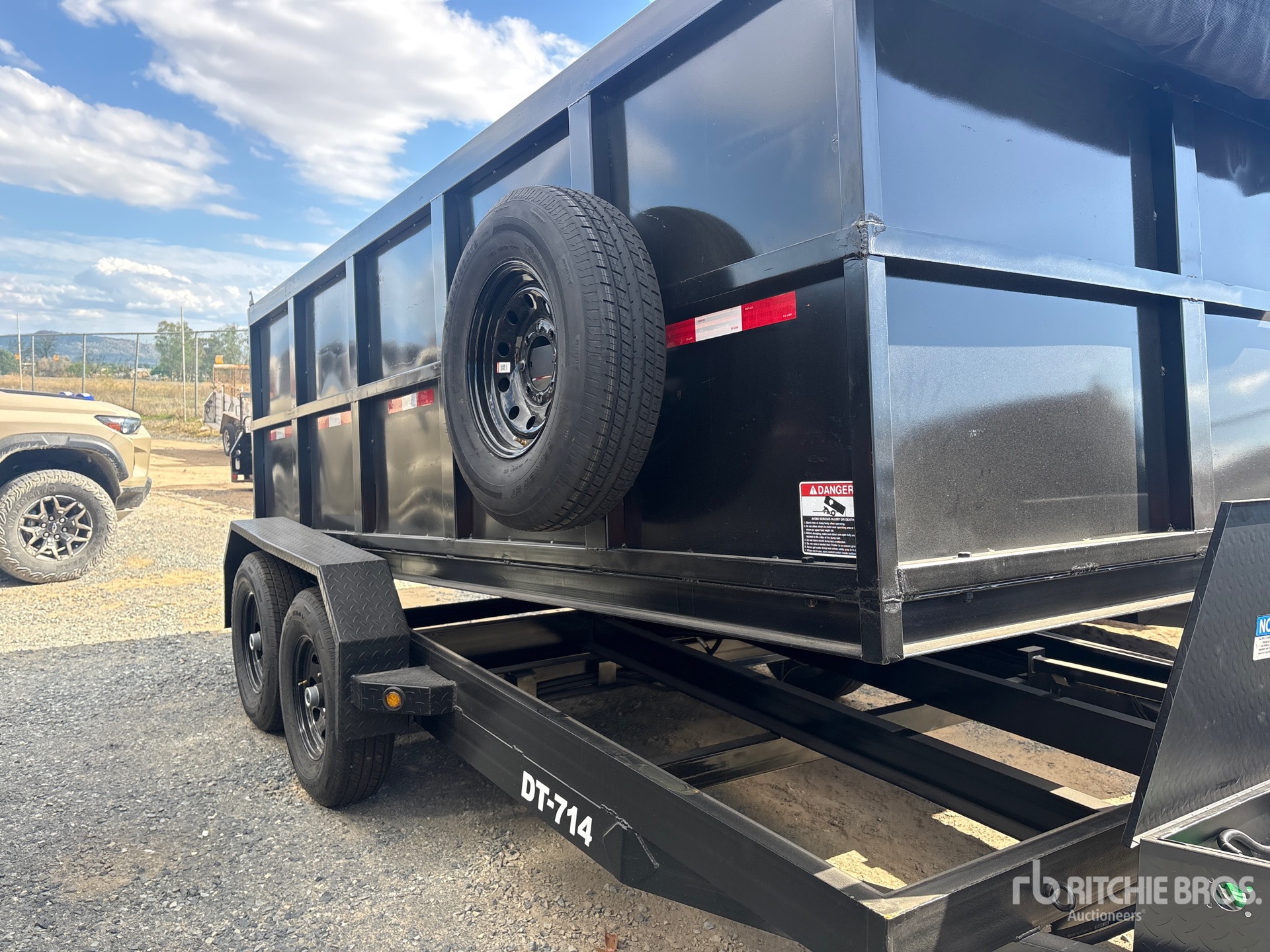 2027 DENTON DT07144