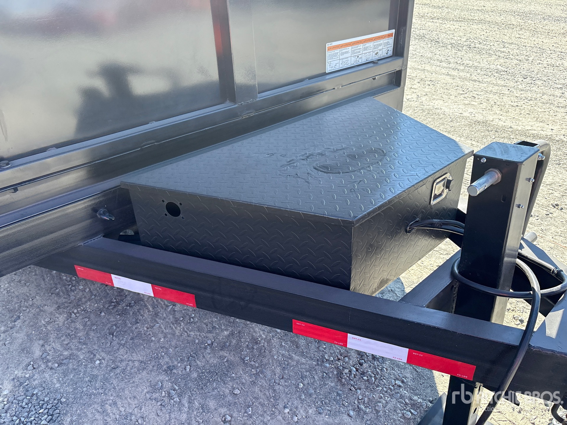 2027 DENTON DT07144