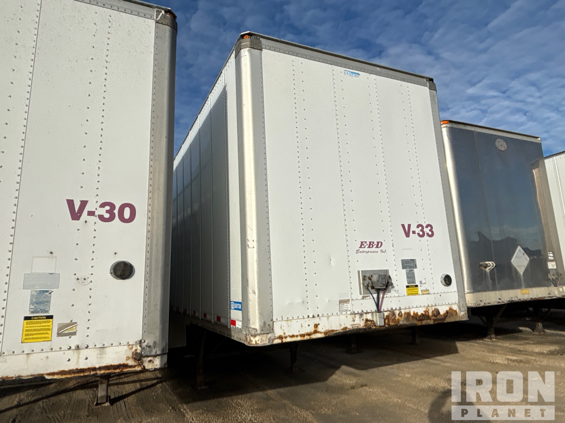2011 Stoughton 53 ft x 102 in T/A