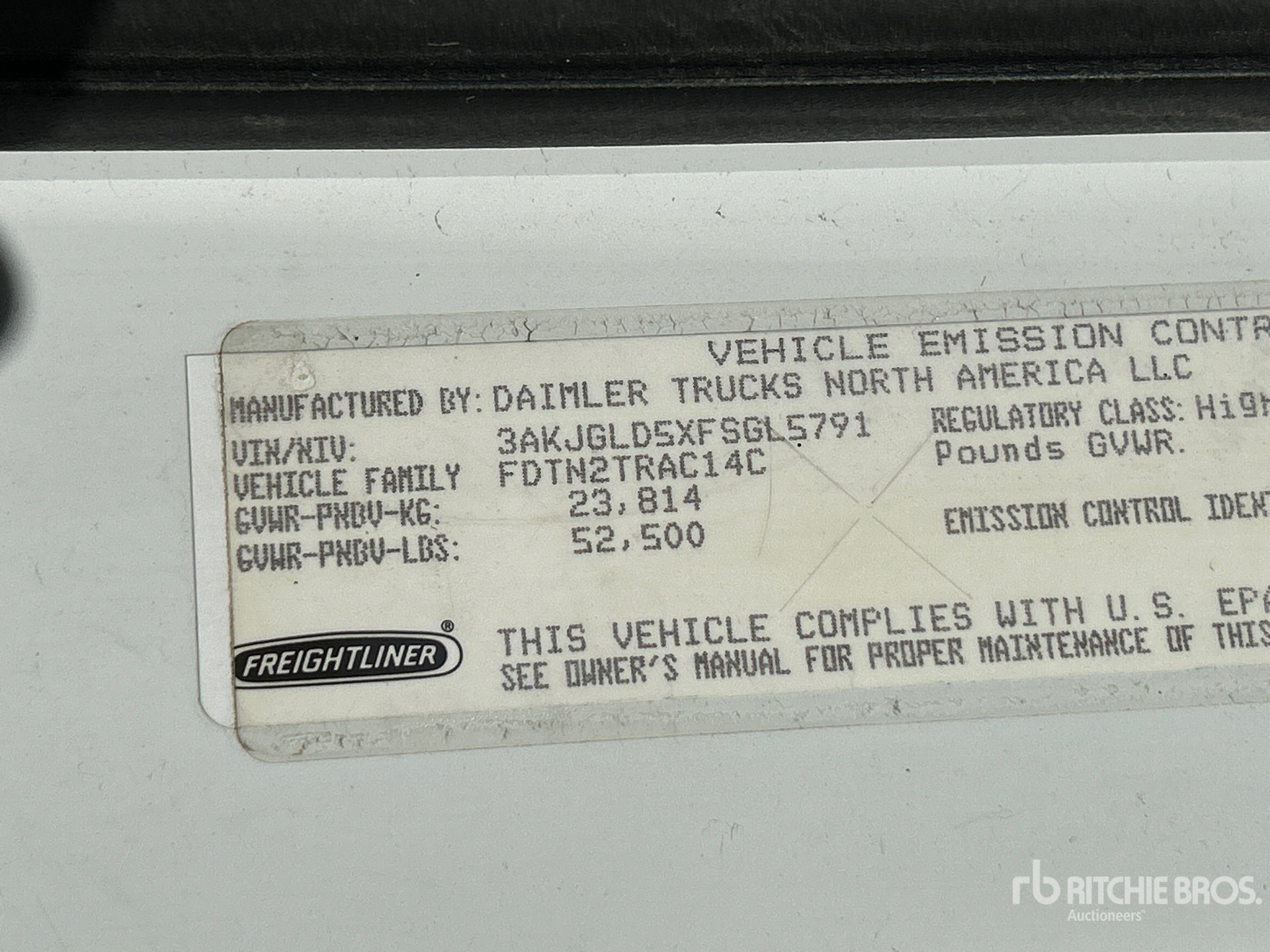 2015 Freightliner CASCADIA 125