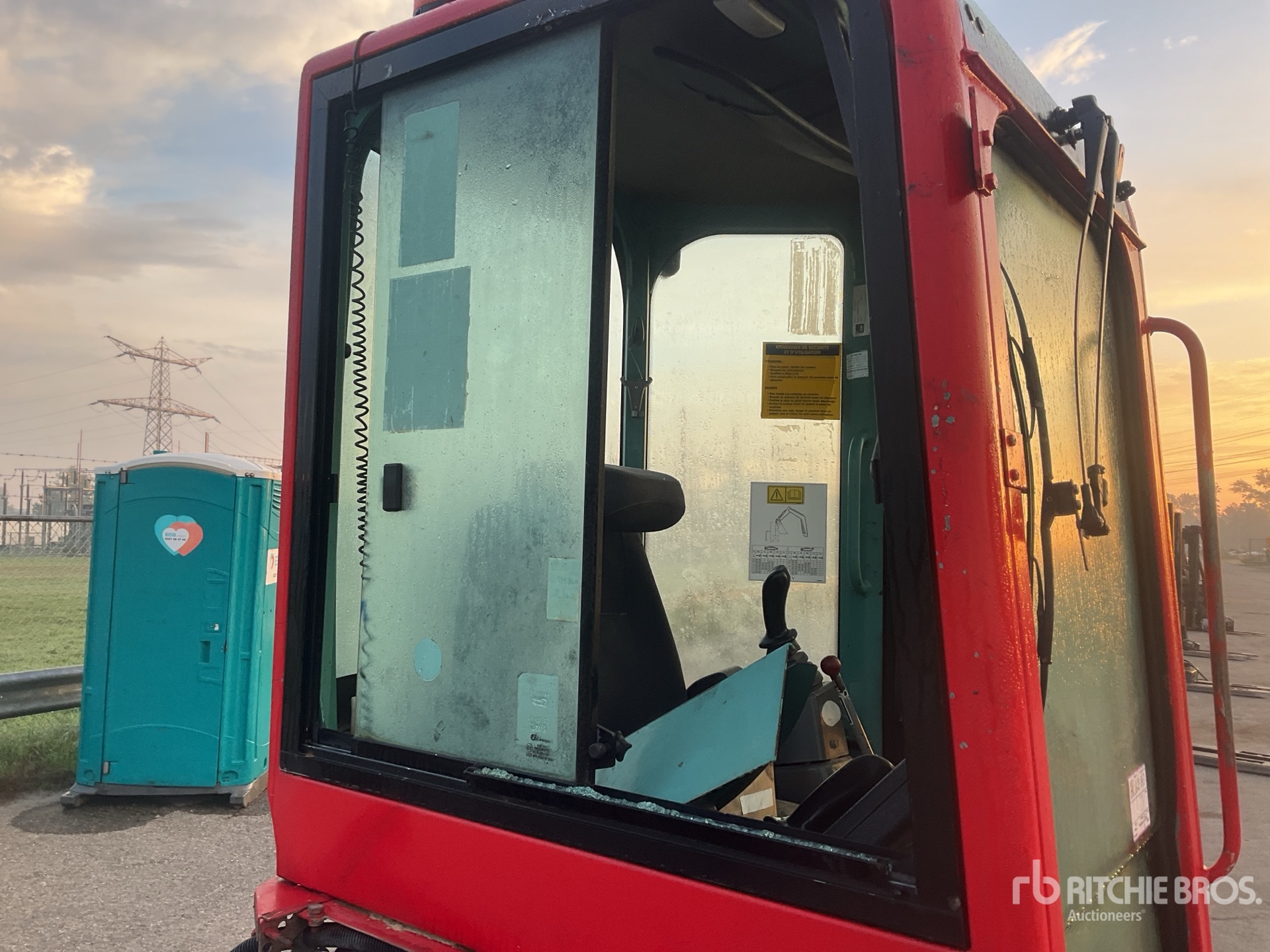 2013 Yanmar VIO20-4
