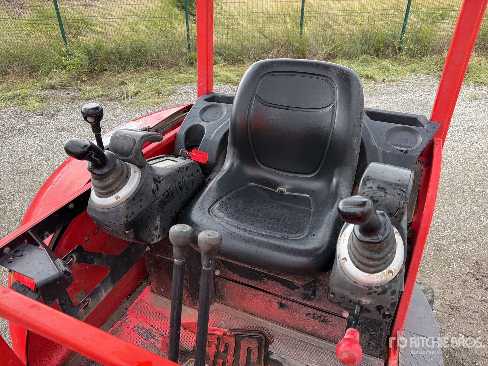 2017 JCB MINI PELLE
