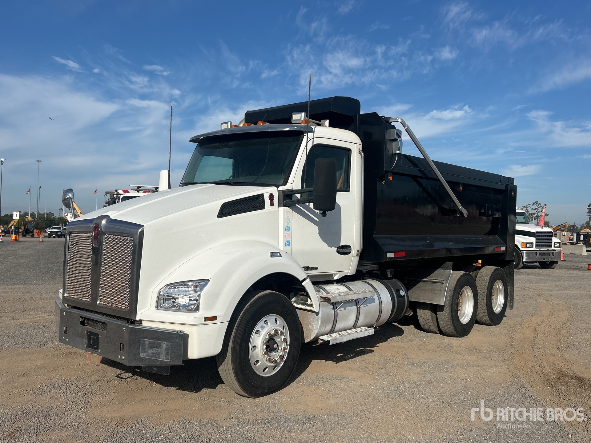 2019 Kenworth T880
