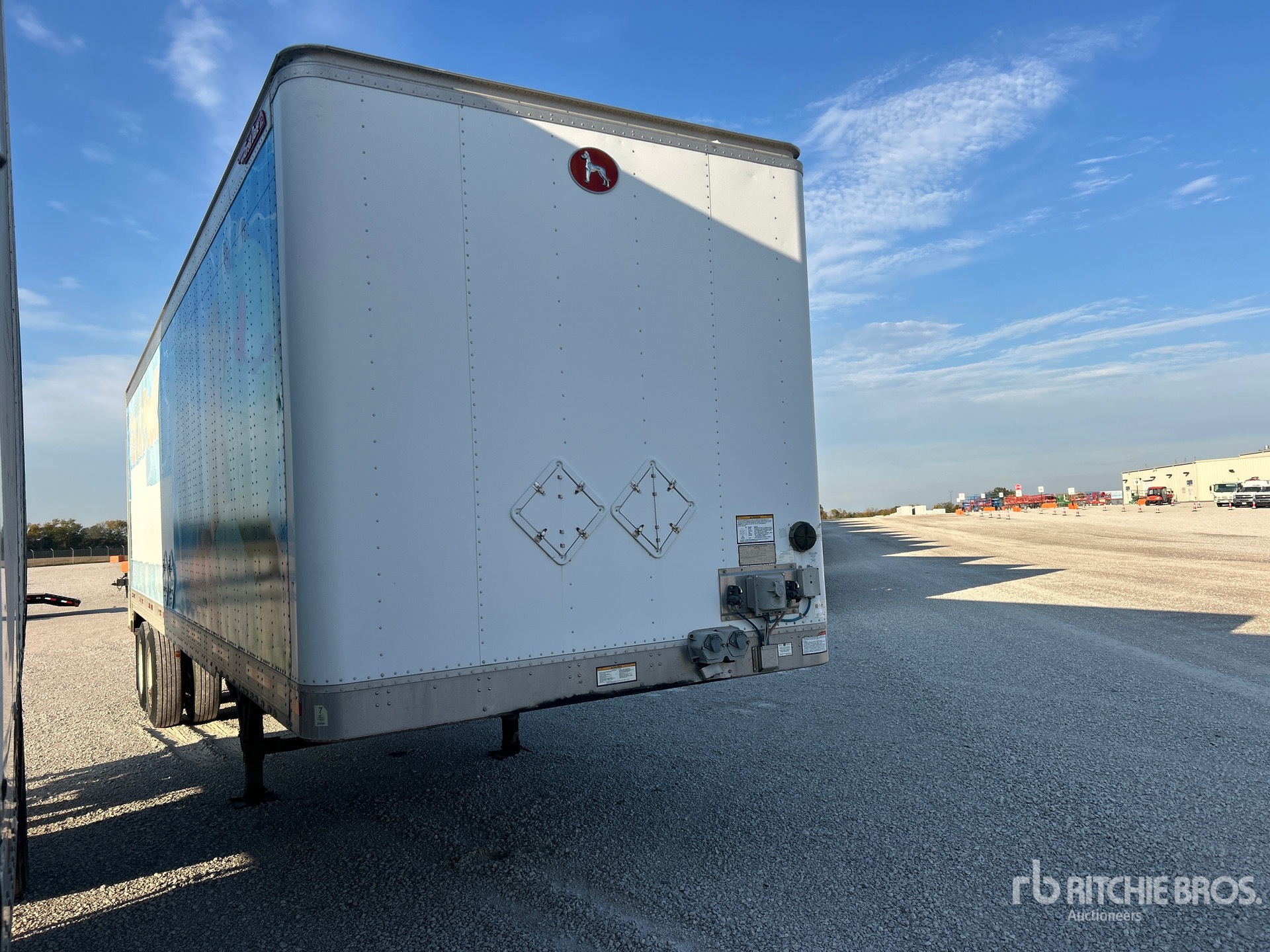 2014 Great Dane 32 ft x 102 in T/A
