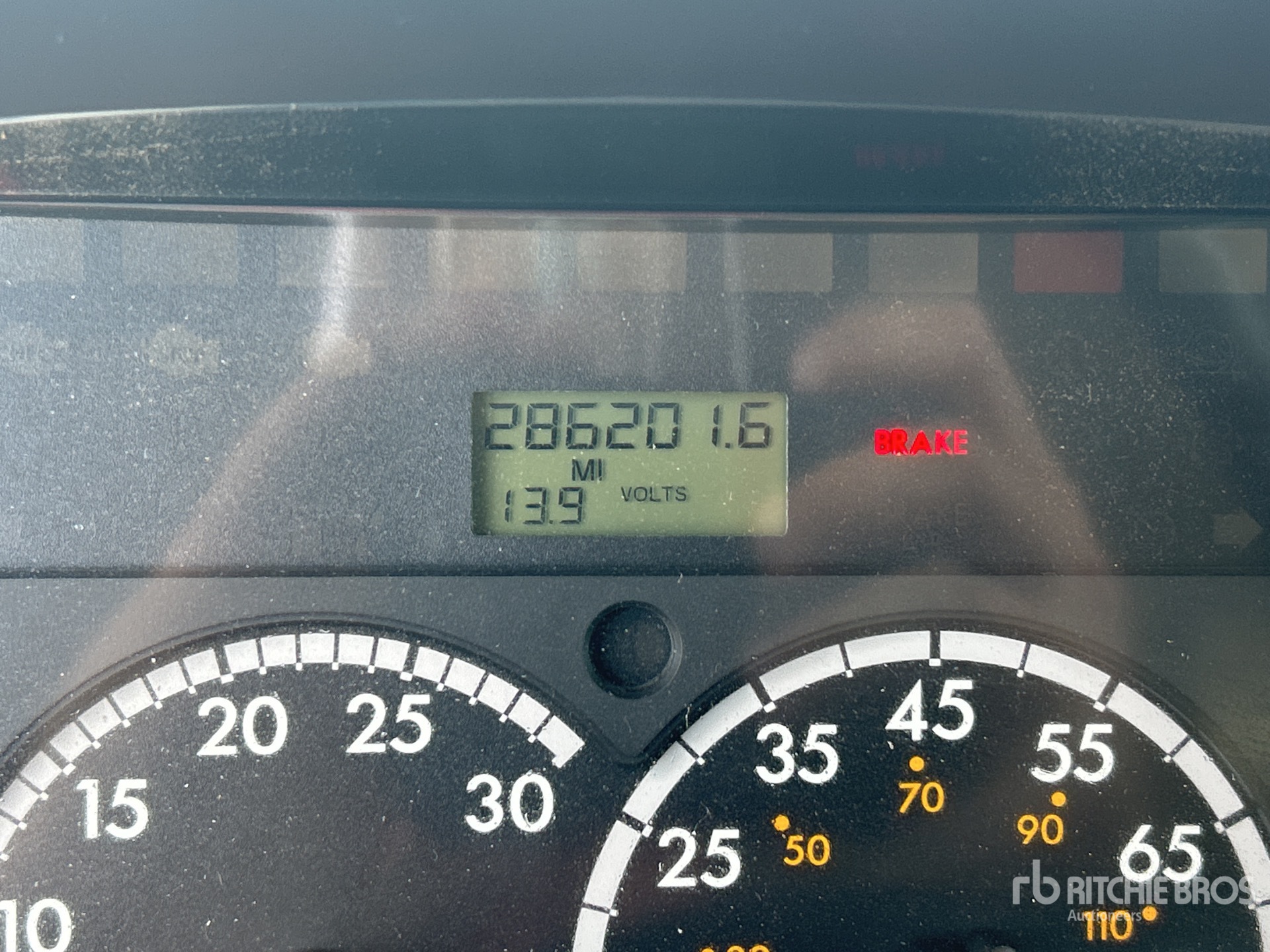2013 Freightliner M2 112